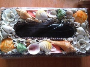 Pengrajin dari Kulit Kerang