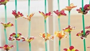 Kerajinan dari Sedotan Plastik