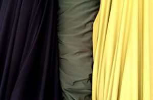 Jenis Kain Untuk Gaun Pesta