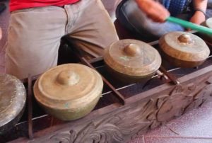 Alat Musik Tradisional Bangka Belitung Caklemong