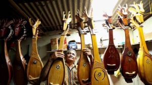 Alat Musik Tradisional Bangka Belitung Dambus